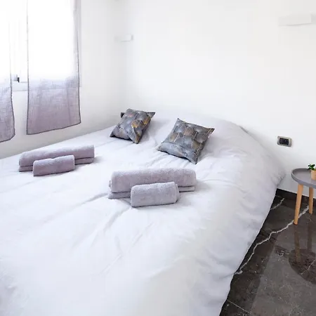 Le Floreal - 2 Pieces - Proche Apartamento
