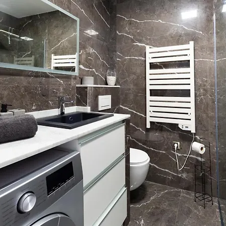 Le Floreal - 2 Pieces - Proche Apartamento